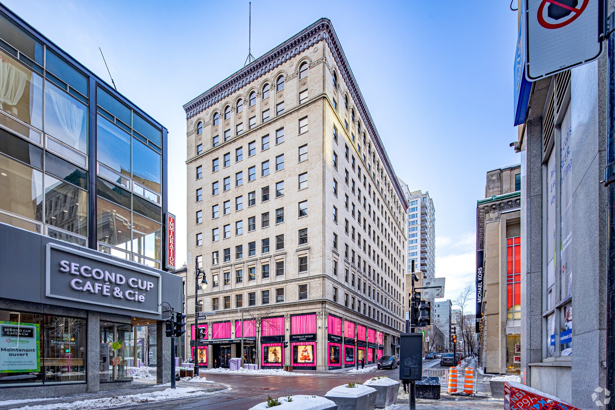 1410 Rue Stanley, Montréal, QC à louer Photo principale– Image 1 sur 8