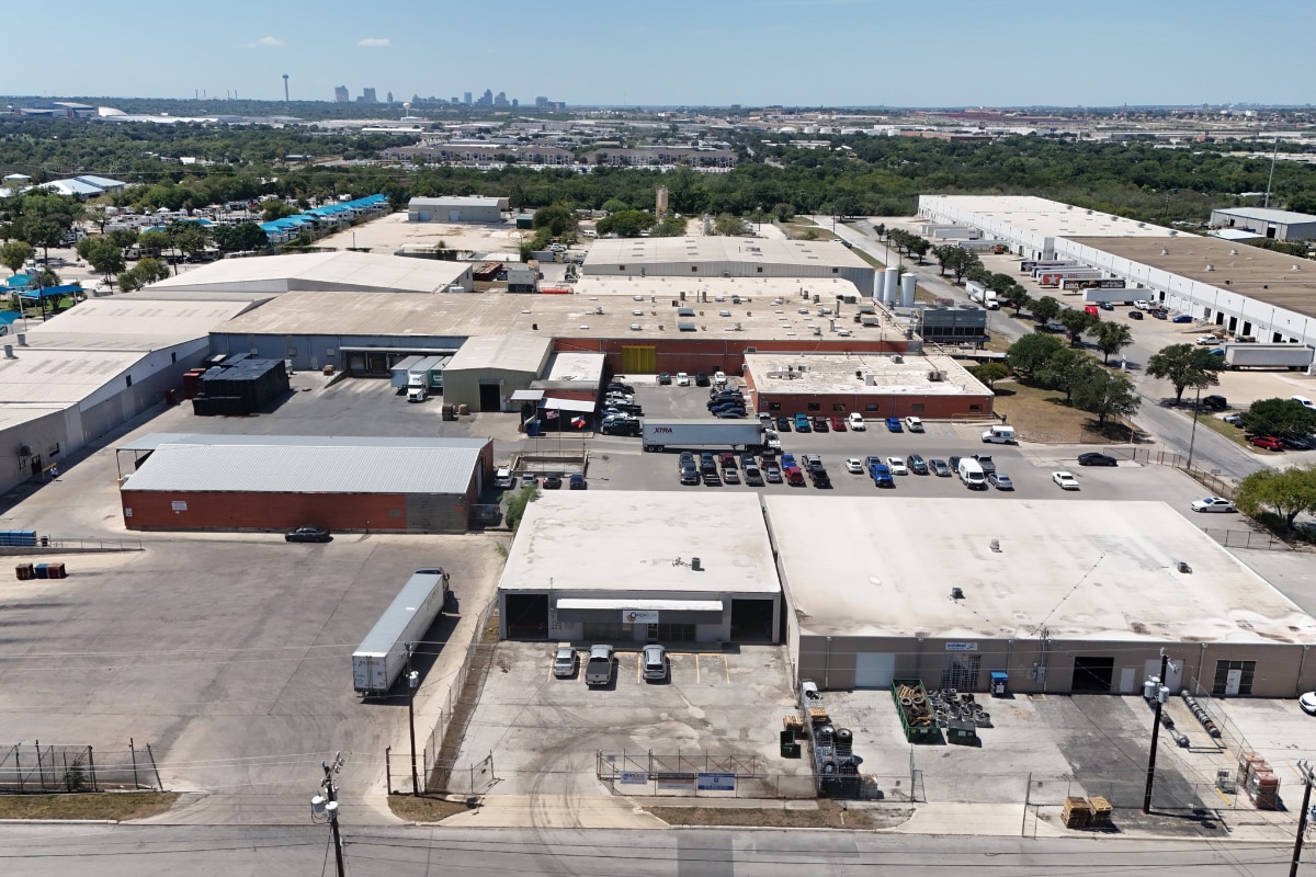 1053 Grubb St, San Antonio, TX à louer Photo intérieure– Image 1 sur 2