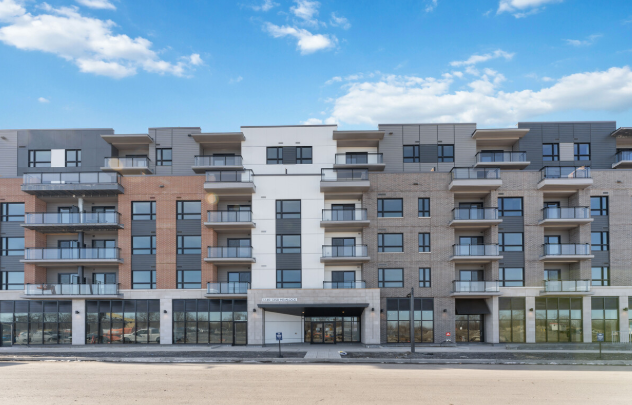 1340-1350 Hemlock Rd, Ottawa, ON à vendre - Photo de l’immeuble – Image 3 sur 8
