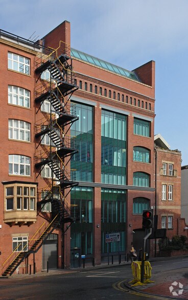 21-23 Wellington St, Leeds à louer - Photo de l’immeuble – Image 2 sur 4