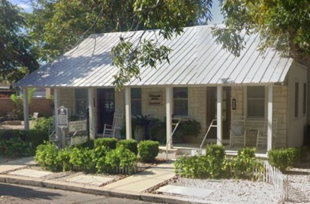 264 E Bridge St, New Braunfels, TX à vendre - Photo de l’immeuble – Image 2 sur 3