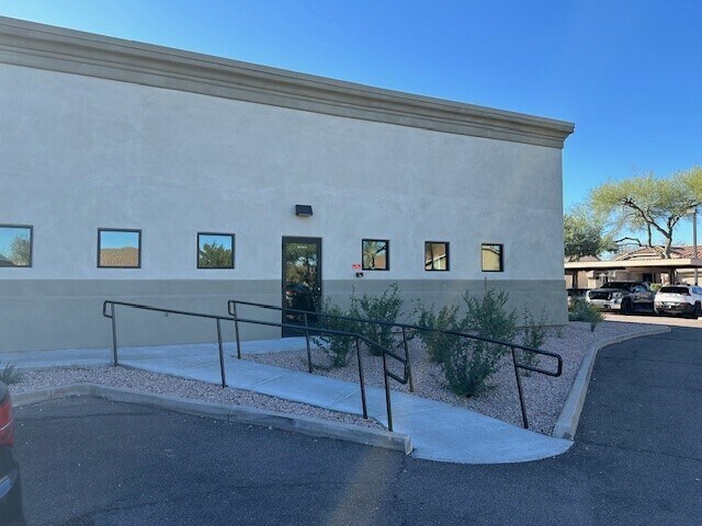 6410 S Kings Ranch Rd, Gold Canyon, AZ à louer - Photo de l’immeuble – Image 2 sur 3