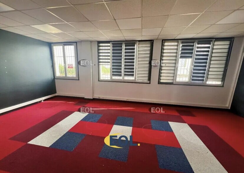 Bureau dans Bobigny à louer - Photo intérieure – Image 2 sur 17