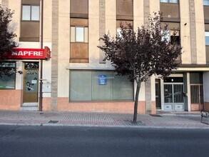 Local commercial dans Ávila, Ávila à louer Photo intérieure– Image 1 sur 12