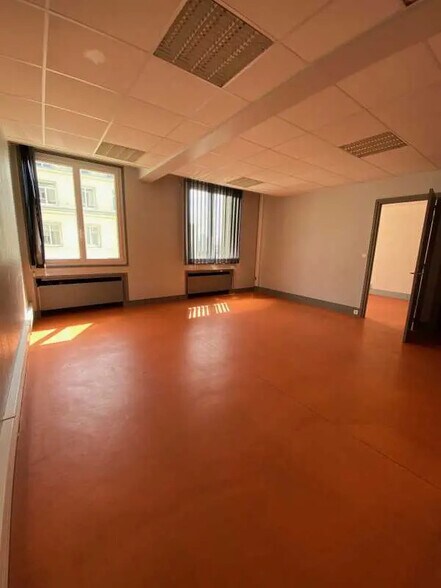 Bureau dans Le Havre à louer - Photo de l’immeuble – Image 3 sur 4