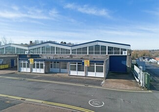 Plus de détails pour Charlton Dr, Cradley Heath - Industriel/Logistique à louer