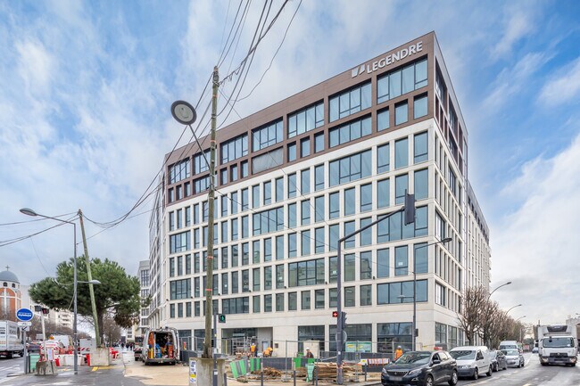 Plus de détails pour Bureau à louer