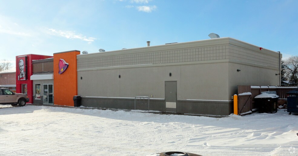 5706 50th St, Leduc, AB à vendre - Photo de l’immeuble – Image 3 sur 5
