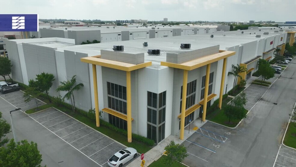2301 NW 107th Ave, Doral, FL à louer - Vidéo sur l’annonce professionnelle – Image 1 sur 5
