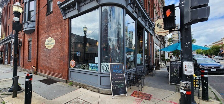 216 Main St, Saugerties, NY à louer - Photo de l’immeuble – Image 3 sur 4