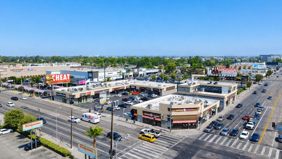 14503-14519 Sherman Way, Van Nuys, CA à louer - Photo de l’immeuble – Image 2 sur 8