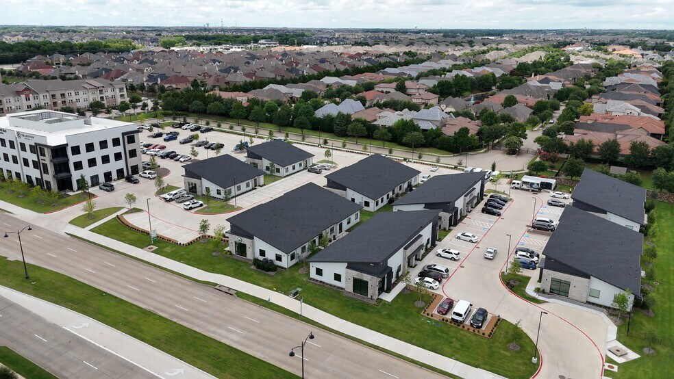 8850 Collin McKinney Parkway, McKinney, TX à louer - Vidéo sur l’annonce professionnelle – Image 2 sur 60