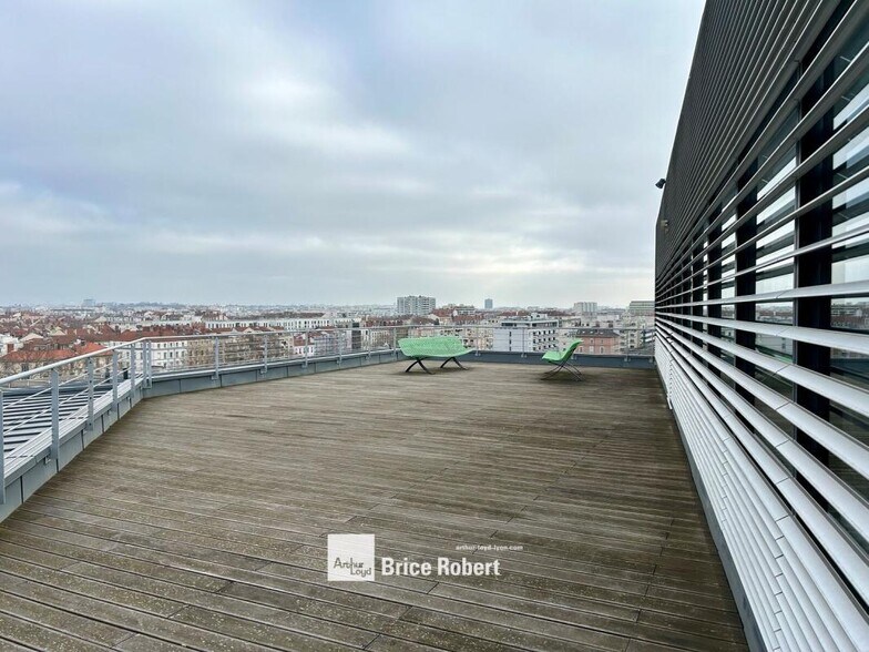Bureau dans Lyon à louer - Photo de l’immeuble – Image 3 sur 6