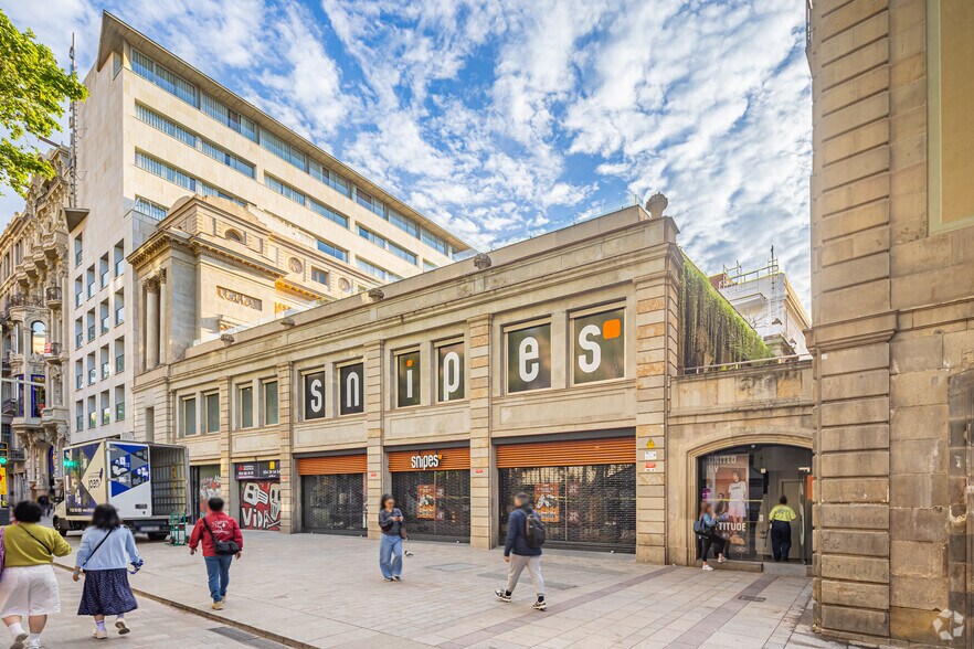 Carrer la Rambla, 120, Barcelone, Barcelona à louer - Photo de l’immeuble – Image 2 sur 3