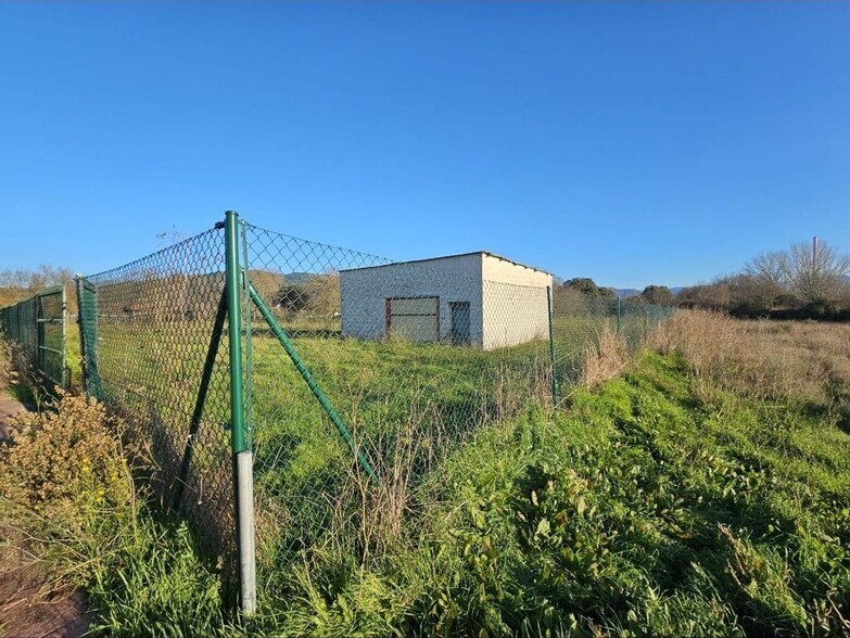 Calle del Ferrocarril, S/N, Cubillos del Sil, León à vendre - Photo de l’immeuble – Image 1 sur 4