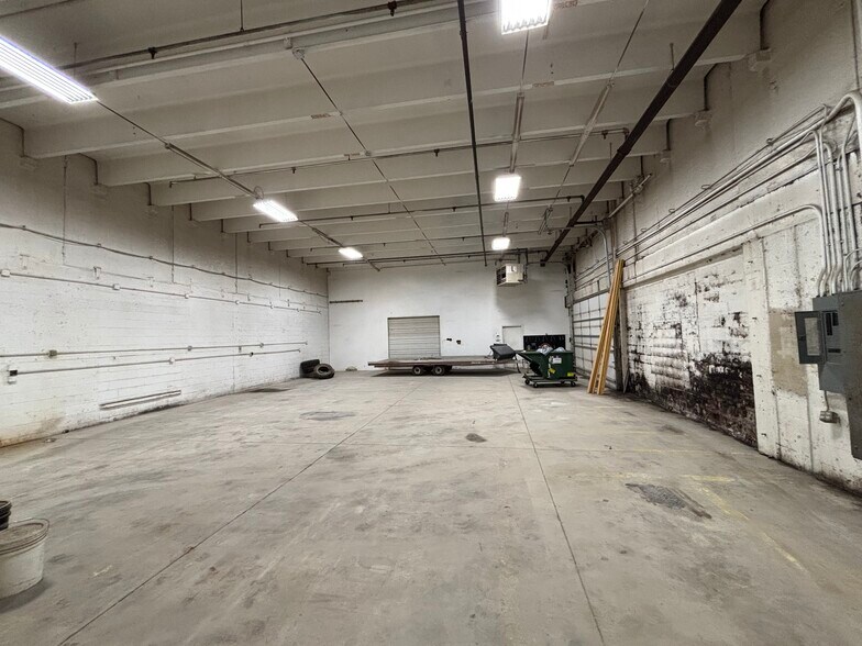 4003 J St SW, Cedar Rapids, IA à louer - Photo de l’immeuble – Image 2 sur 11