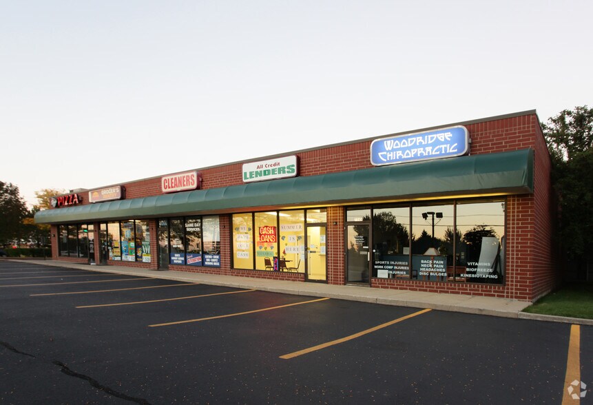 7048-7060 Woodward Ave, Woodridge, IL à louer - Photo de l’immeuble – Image 2 sur 5