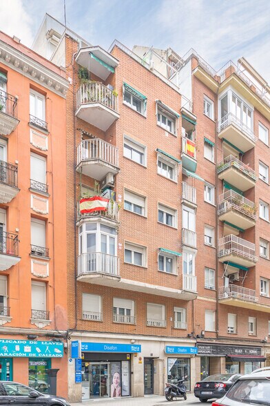 Calle de Modesto Lafuente, 80, Madrid, Madrid à louer - Photo de l’immeuble – Image 2 sur 5