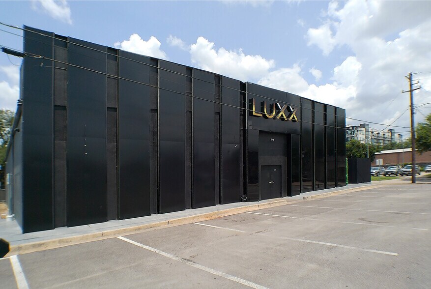 5002 Washington Ave, Houston, TX à louer - Photo de l’immeuble – Image 1 sur 42