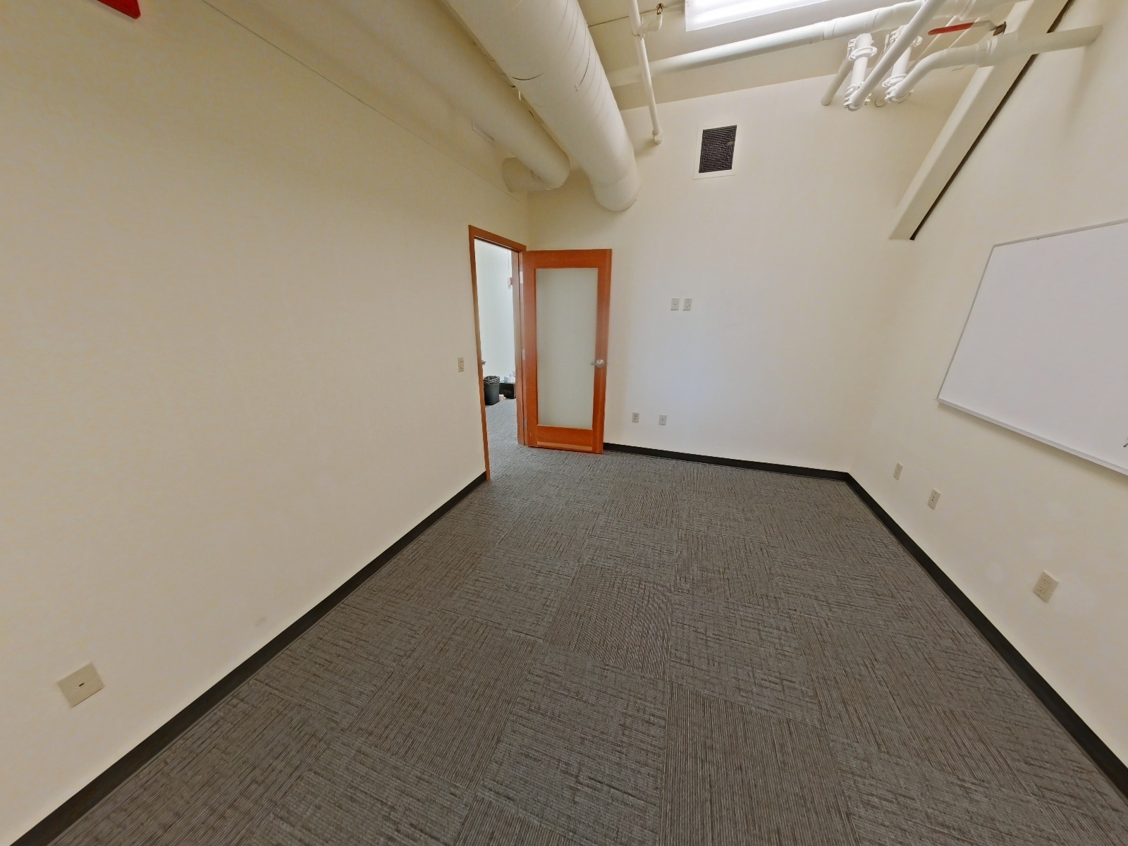 1225 S Weller St, Seattle, WA à louer Photo intérieure– Image 1 sur 3