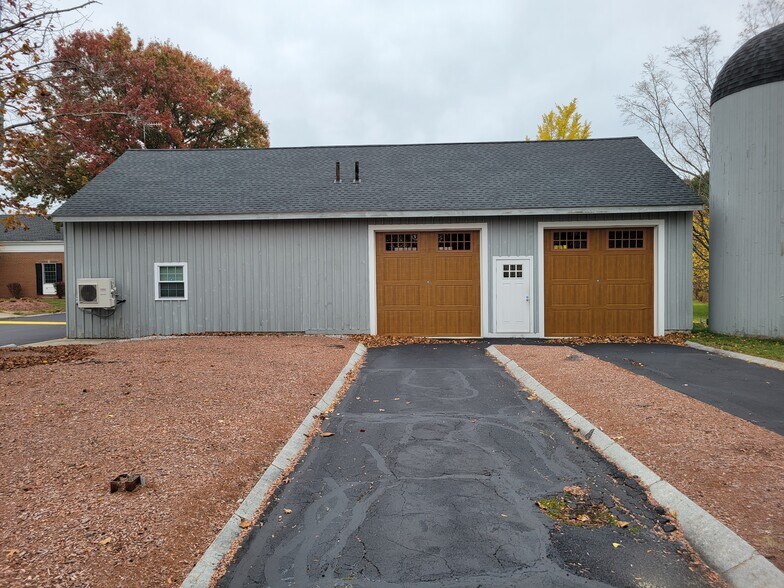 19 North Rd, Chelmsford, MA à louer - Photo de l’immeuble – Image 2 sur 8