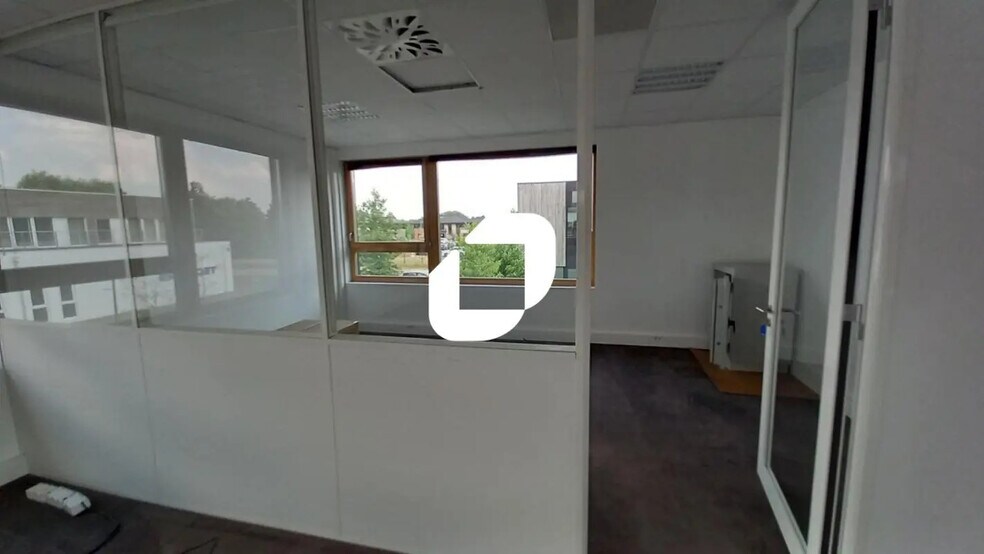 Bureau dans VILLENEUVE-D'ASCQ à louer - Photo intérieure – Image 2 sur 10