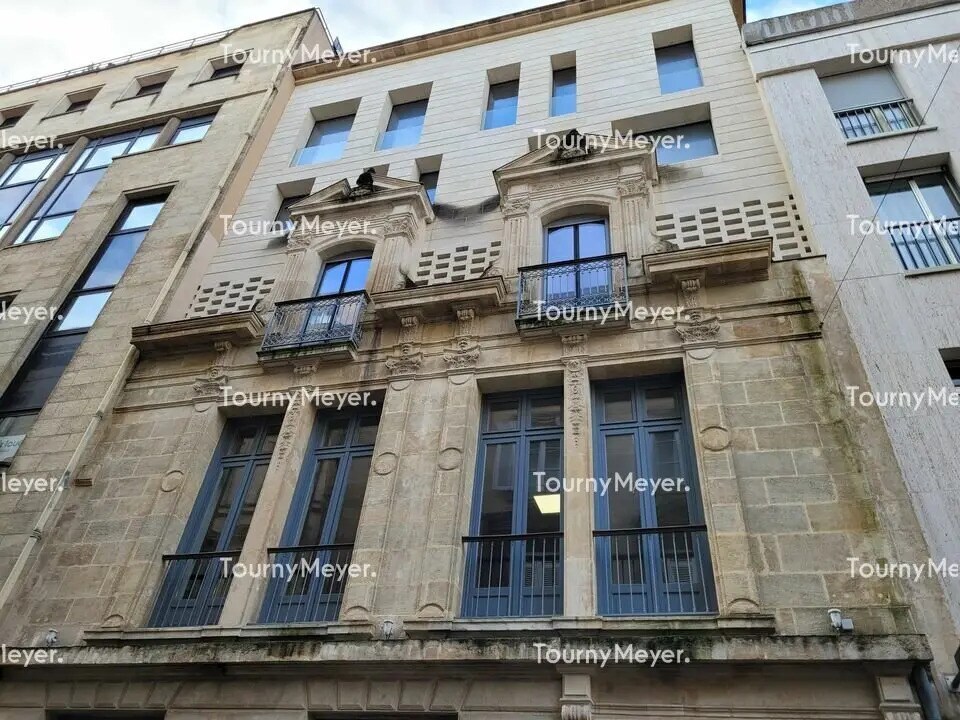 dans Bordeaux à vendre Photo de l’immeuble– Image 1 sur 1
