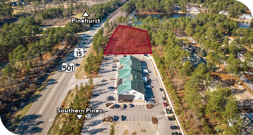 US-15 501 Hwy, Southern Pines, NC à vendre - Aérien – Image 2 sur 9