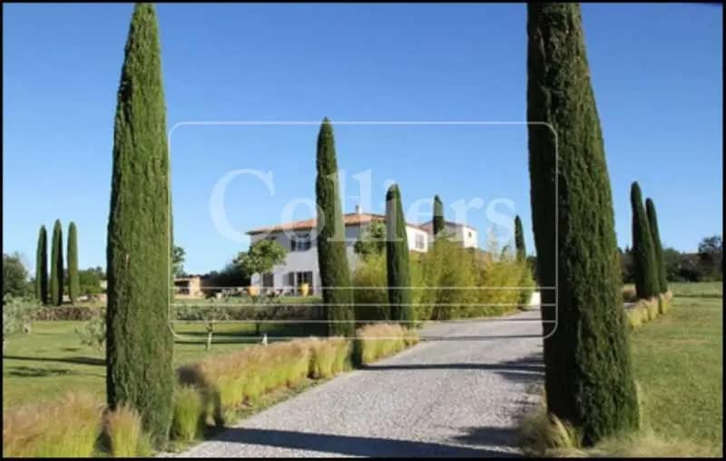 Route Des Pinchinats, Aix-en-Provence à louer - Photo de l’immeuble – Image 2 sur 21