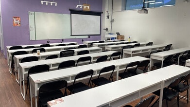 3433 North Rd, Burnaby, BC à louer Photo intérieure– Image 1 sur 6