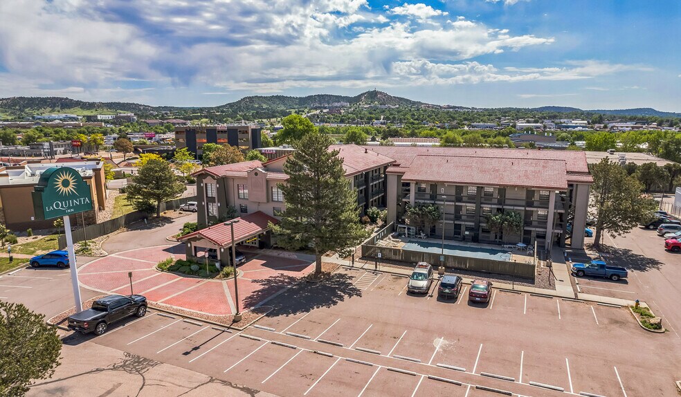 4385 Sinton Rd, Colorado Springs, CO à vendre - Photo de l’immeuble – Image 1 sur 37