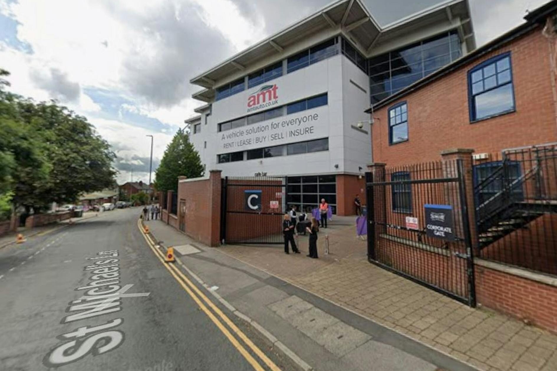 83 St. Michaels Ln, Leeds à louer Photo de l’immeuble– Image 1 sur 2