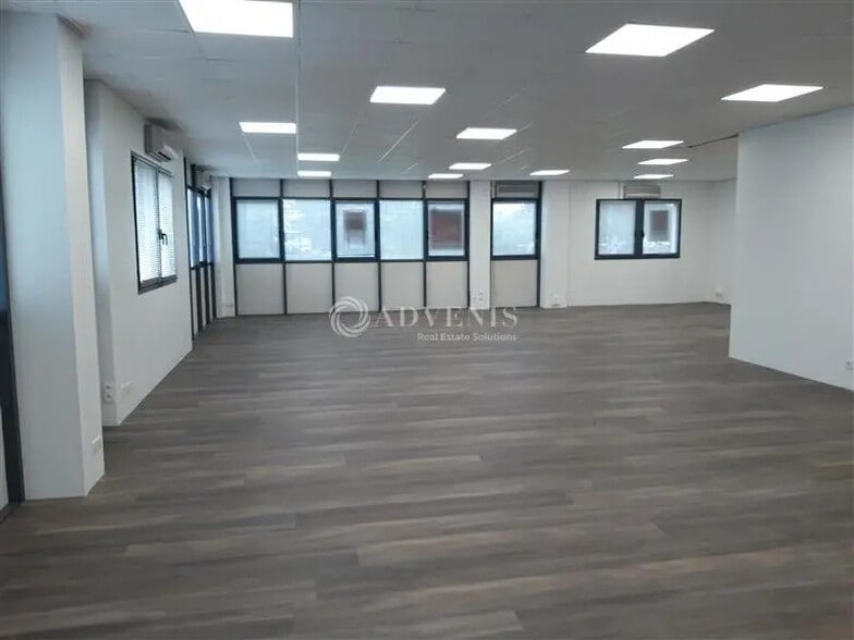 Bureau dans La Chapelle-sur-Erdre à louer - Photo intérieure – Image 3 sur 3