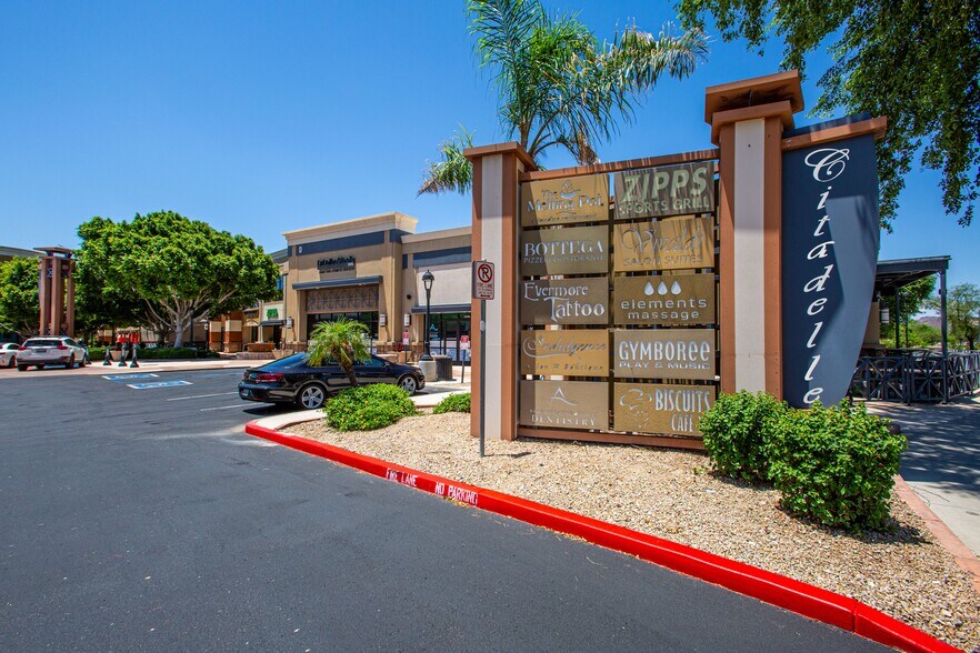 N 59th Ave, Glendale, AZ à louer - Photo principale – Image 1 sur 9