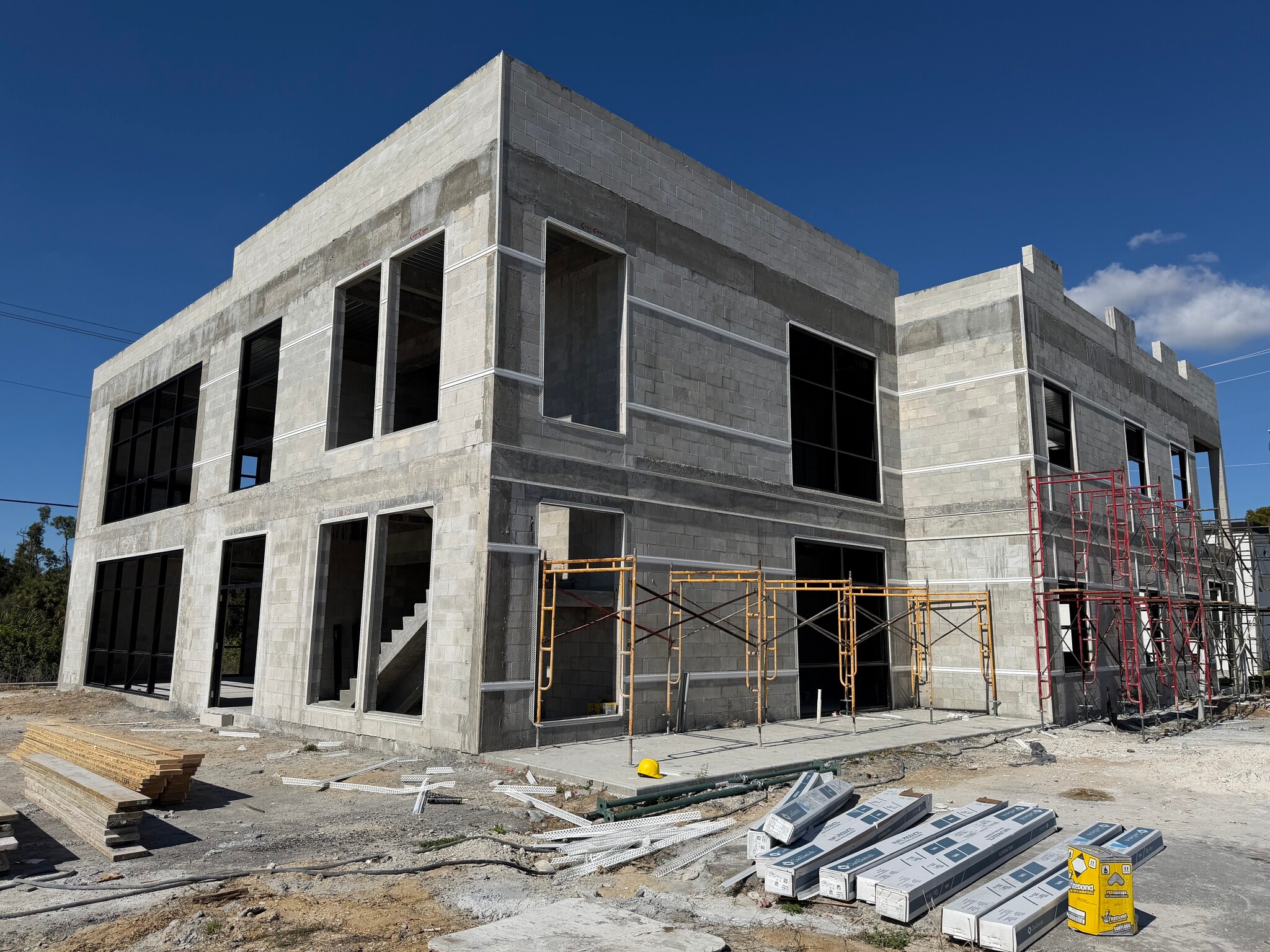 14230 Metropolis Ave, Fort Myers, FL à louer Photo principale– Image 1 sur 5