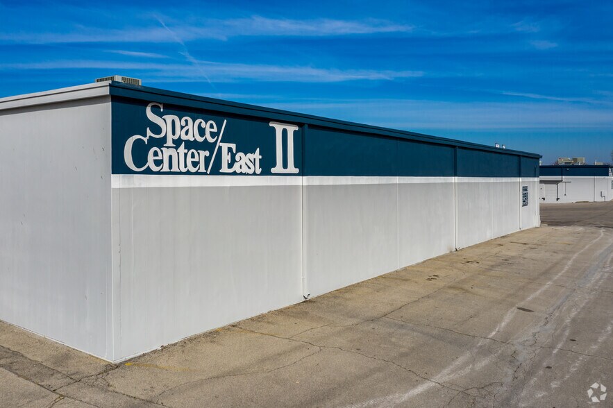 12027 E 51st St, Tulsa, OK à louer - Photo de l’immeuble – Image 2 sur 22