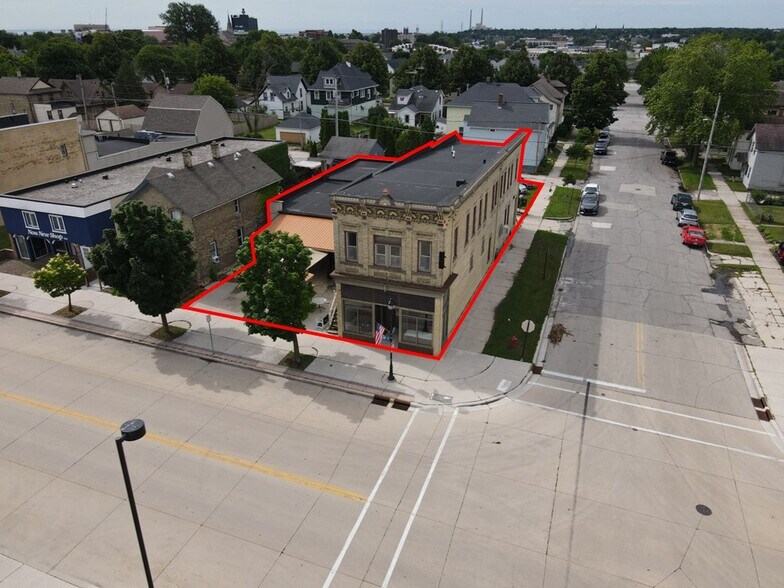1135A Michigan Ave, Sheboygan, WI à vendre - Photo de l’immeuble – Image 2 sur 10