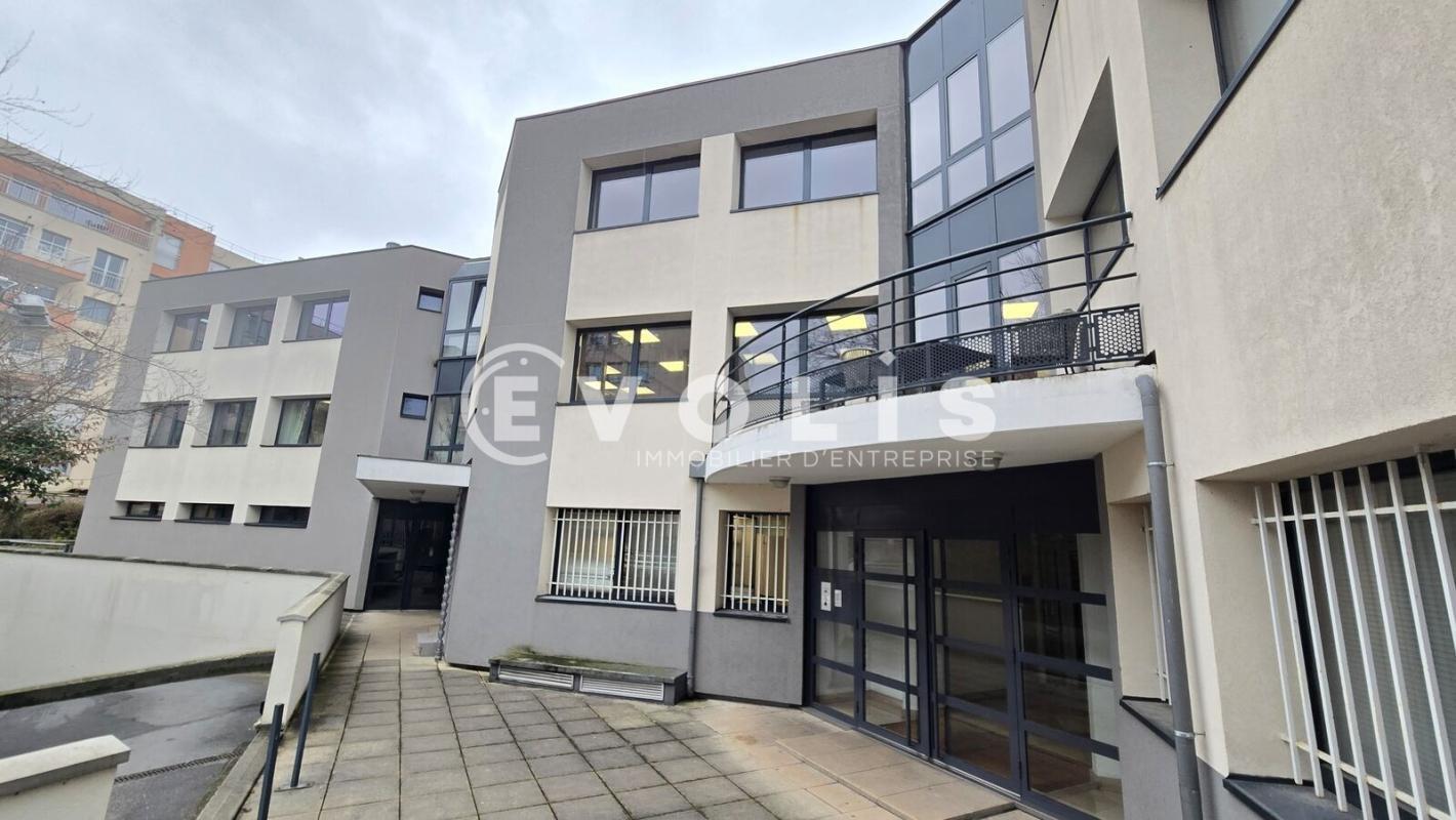 Bureau dans Clichy à vendre Photo de l’immeuble– Image 1 sur 14