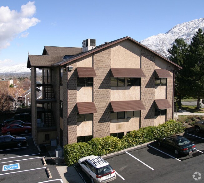 6936 Promenade Dr, Salt Lake City, UT à louer - Photo de l’immeuble – Image 2 sur 8