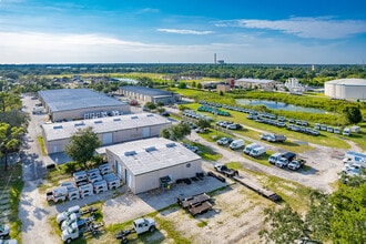 1400 L and R Industrial Blvd, Tarpon Springs, FL - Vue aérienne  vue de carte
