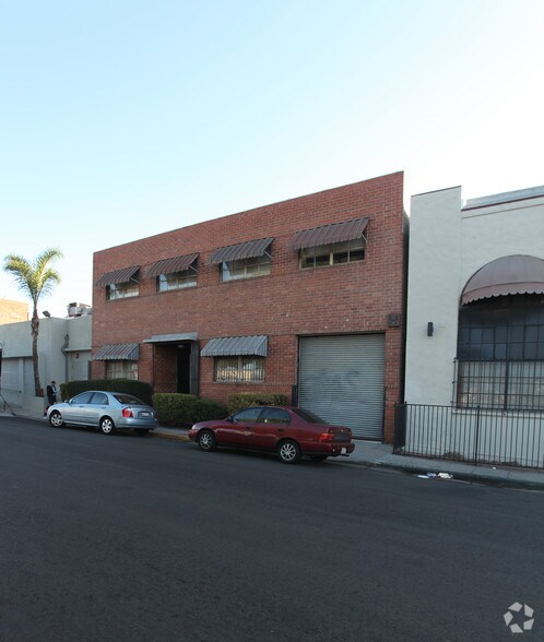 1136 N Las Palmas Ave, Los Angeles, CA à louer - Photo principale – Image 1 sur 2