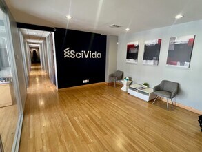 401-423 Washington St, San Francisco, CA à louer Photo intérieure– Image 2 sur 9