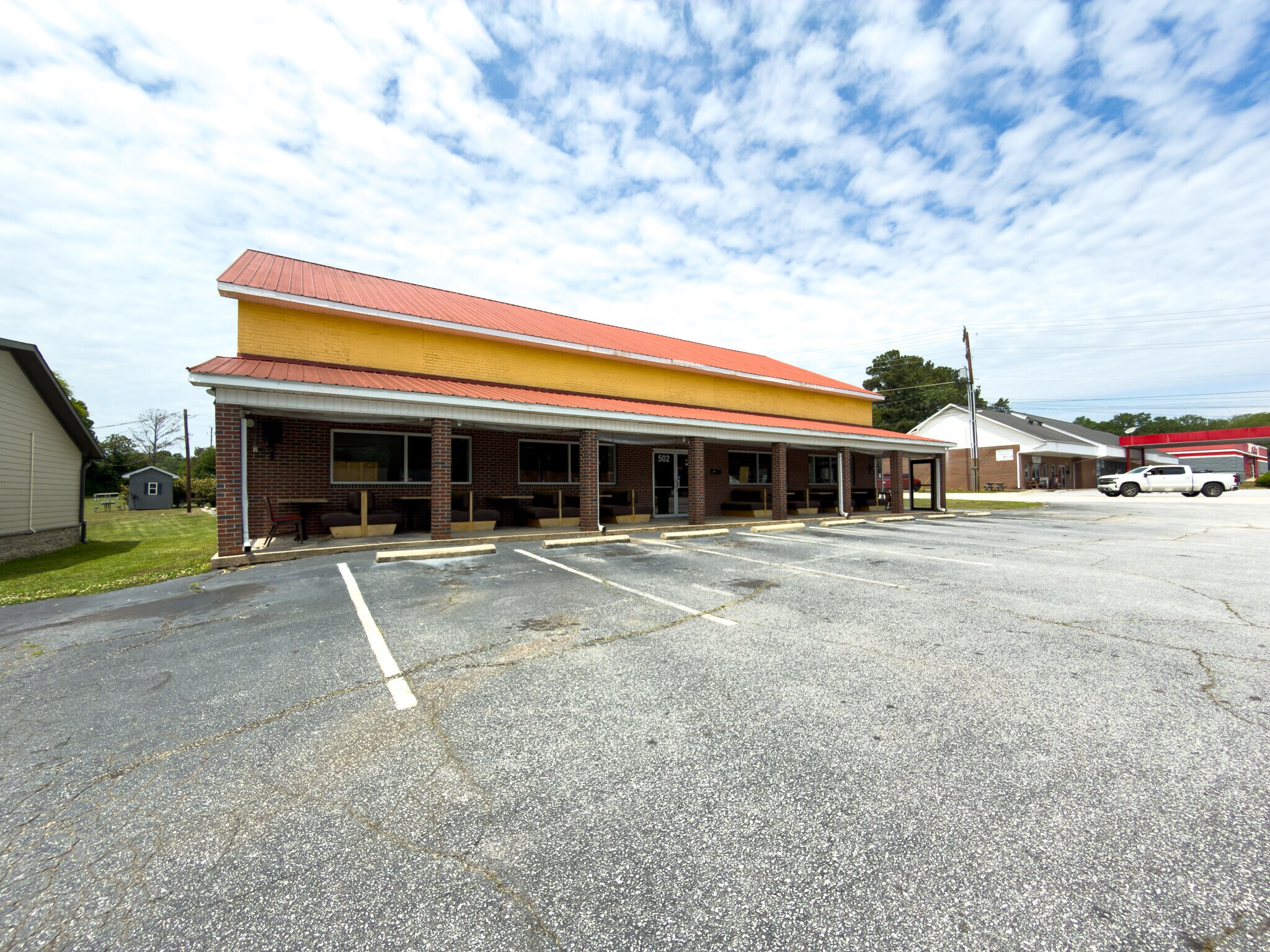 502 SE Main St, Simpsonville, SC à vendre Photo de l’immeuble– Image 1 sur 7