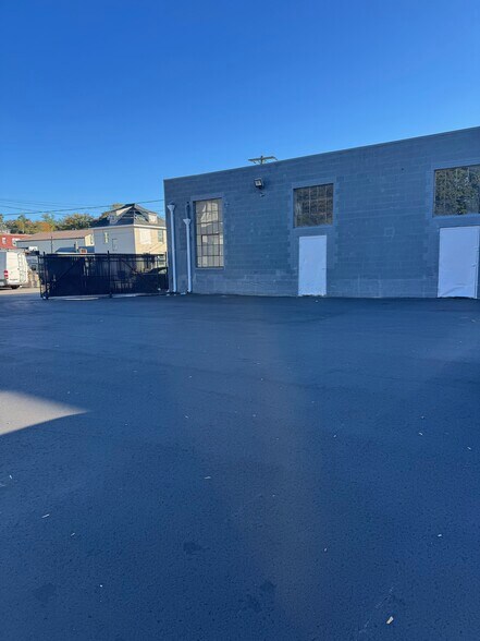 5 Van Tassell Ct, Norwalk, CT à louer - Photo de l’immeuble – Image 2 sur 3