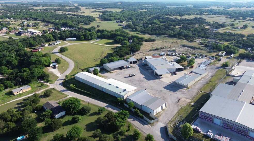 105 Sunset Acres Ct, Granbury, TX à louer - Photo de l’immeuble – Image 1 sur 19