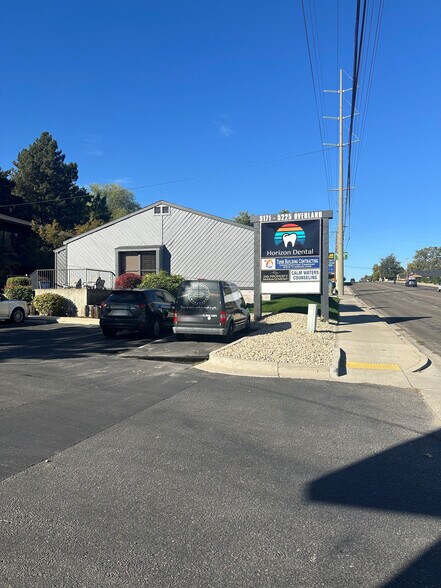 5171-5225 E Overland Rd, Boise, ID à louer - Photo de l’immeuble – Image 2 sur 4