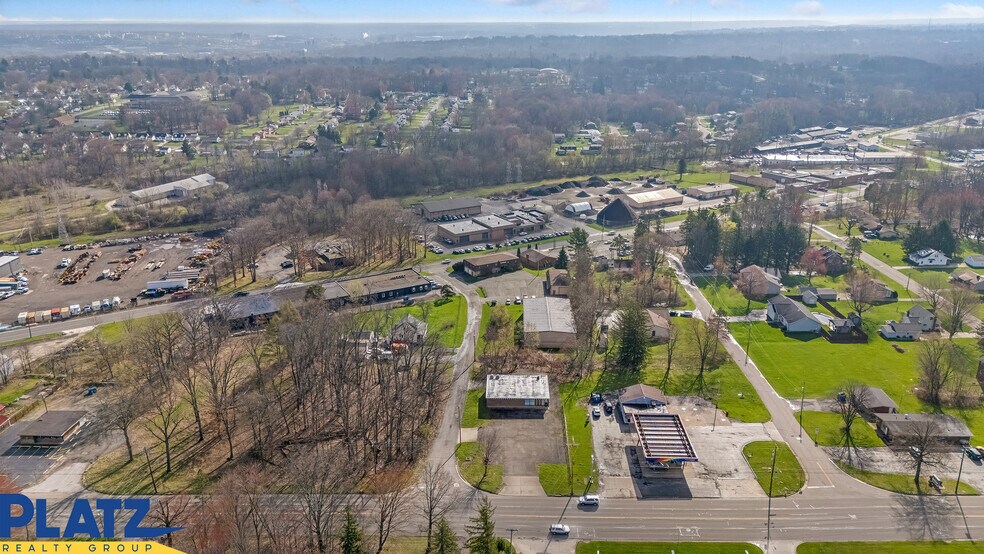 661 S Meridian Rd, Youngstown, OH à vendre - Photo de l’immeuble – Image 3 sur 6
