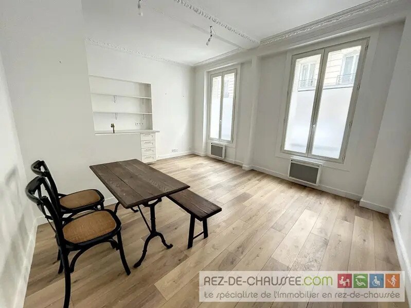 Immeuble residentiel dans Paris à vendre Photo de l’immeuble– Image 1 sur 10