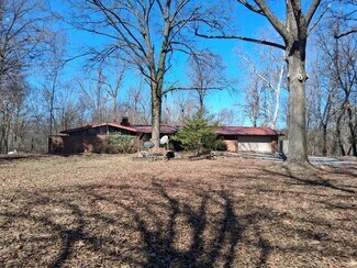 Plus de détails pour 2911 N Center St, Maryville, IL - Bureau à vendre