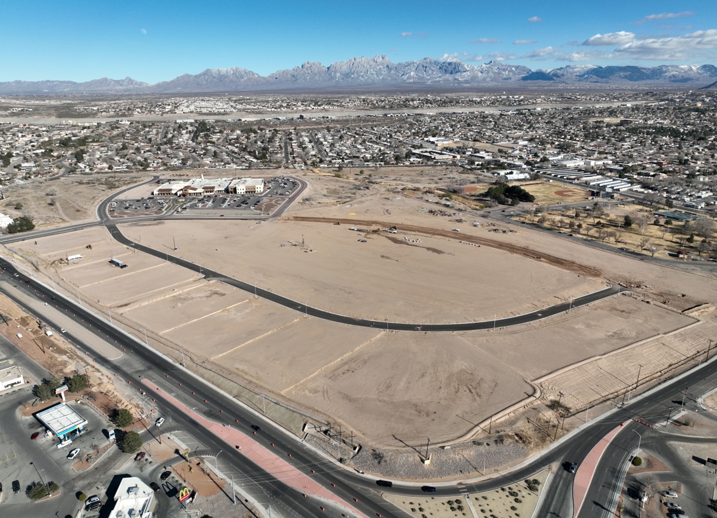 2700 N Main St, Las Cruces, NM à vendre Aérien– Image 1 sur 5